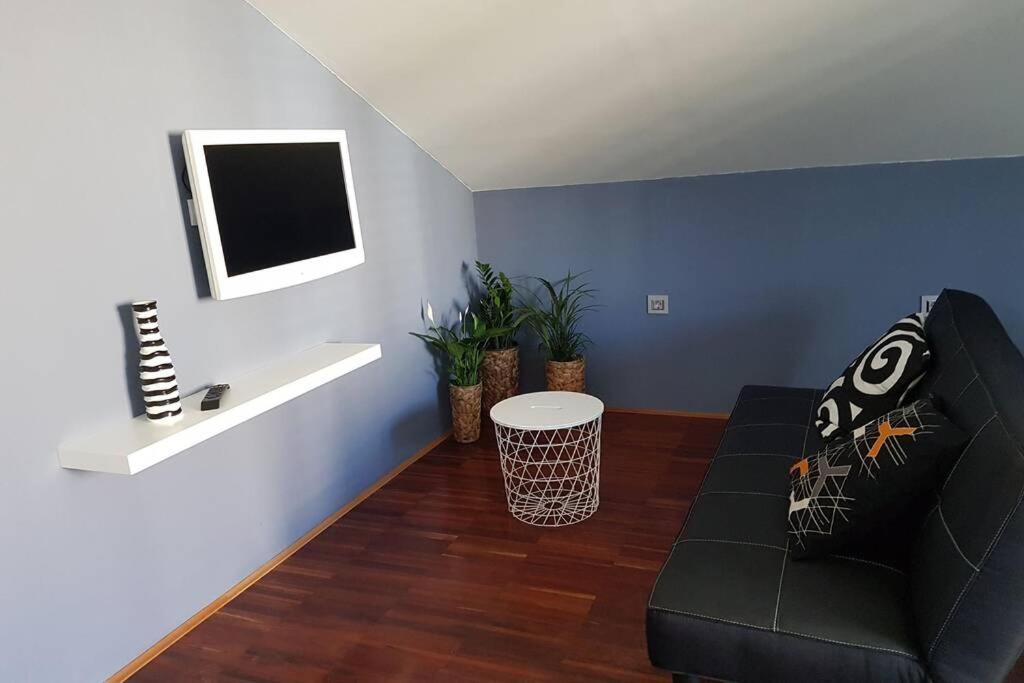 Cozy Loft Lägenhet Rijeka Exteriör bild